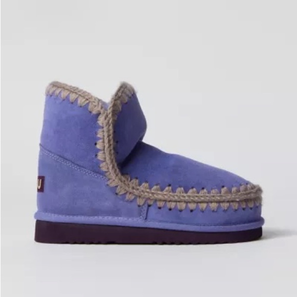 NEW Mou 18 Sheepskin Boot in Purple